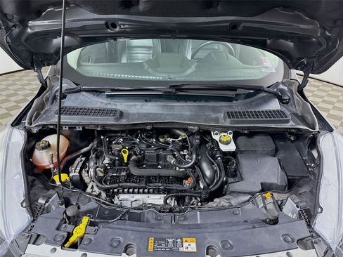 Used 2019 Ford Escape SEL image 21