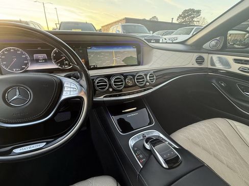 Used 2016 Mercedes-Benz Maybach S 600 image 22