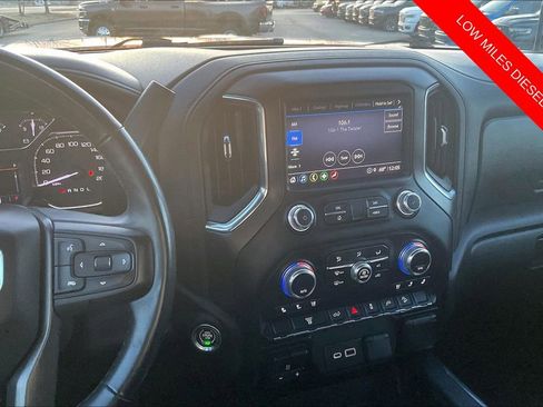 Used 2023 GMC Sierra 2500 AT4 w/ Gooseneck/5TH Wheel Package AWD/4WD image 6