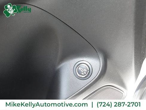 Used 2021 Buick Encore GX Essence w/ Advanced Technology Package AWD/4WD image 17