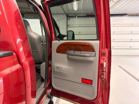 Used 2002 Ford F250 Lariat AWD/4WD image 8