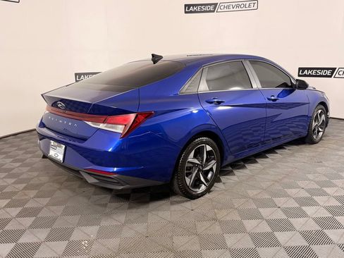 Used 2023 Hyundai Elantra SEL w/ Convenience Package FWD image 6