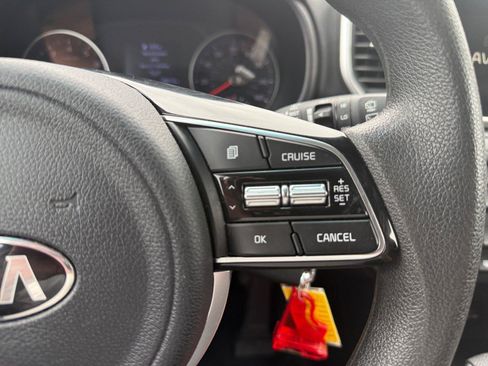 Used 2022 Kia Sportage LX AWD/4WD image 21