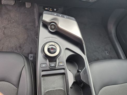 New 2025 Kia EV6 Light w/ Light LR Technology Package image 9