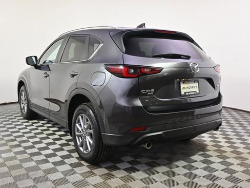 Used 2023 MAZDA CX-5 AWD 2.5 S w/ Select Package image 4