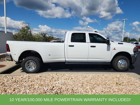 New 2026 RAM 3500 Tradesman image 9