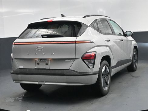 Used 2024 Hyundai Kona SEL image 20