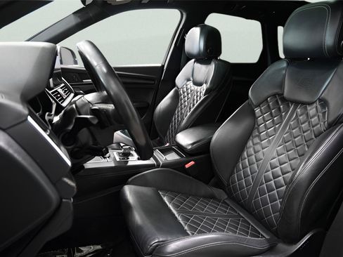 Used 2018 Audi SQ5 Premium Plus w/ Navigation Package AWD/4WD image 12
