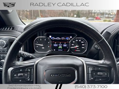 Used 2022 GMC Sierra 3500 Denali w/ Denali Black Diamond Edition image 17