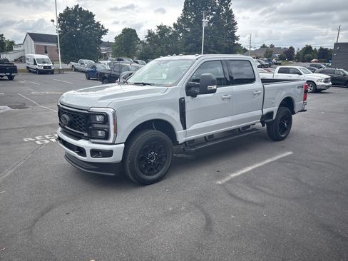 New 2026 Ford F250 XLT w/ XLT Premium Package image 8