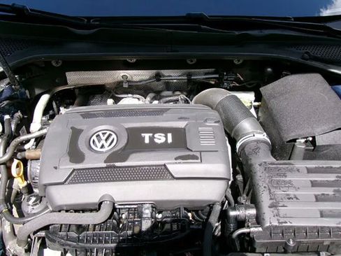 Used 2017 Volkswagen Golf SE FWD image 10