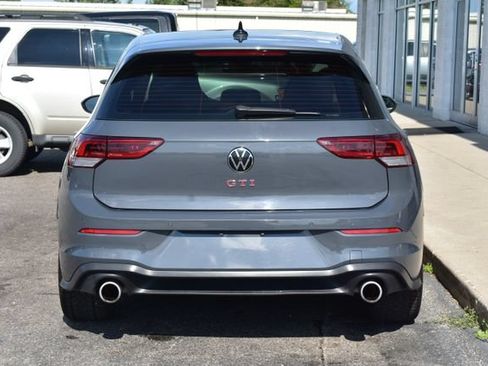 Used 2022 Volkswagen GTI SE FWD image 9