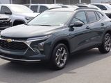 New 2025 Chevrolet Trax LT w/ Driver Confidence Package image 3