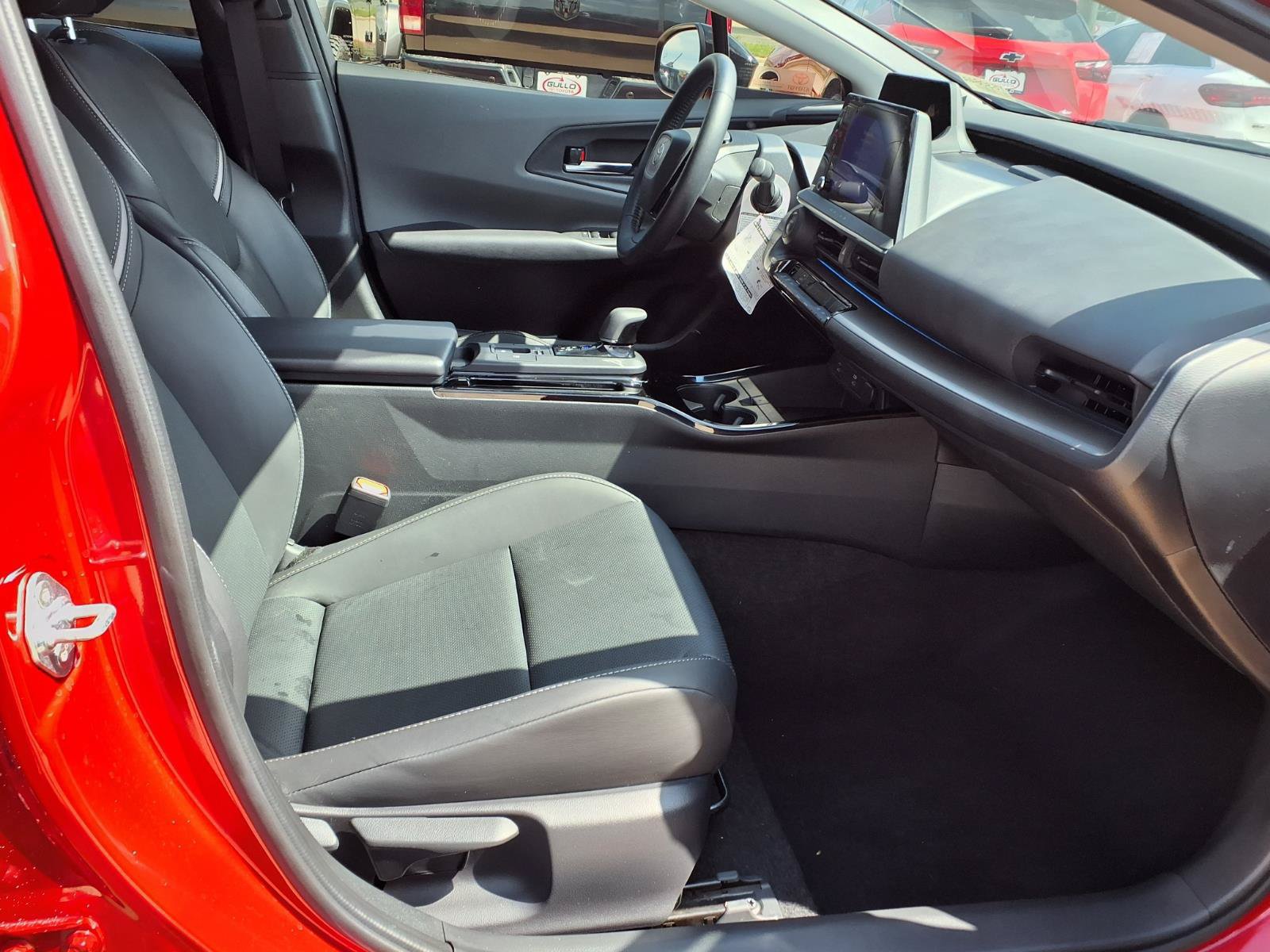 Certified 2024 Toyota Prius XLE FWD image 21