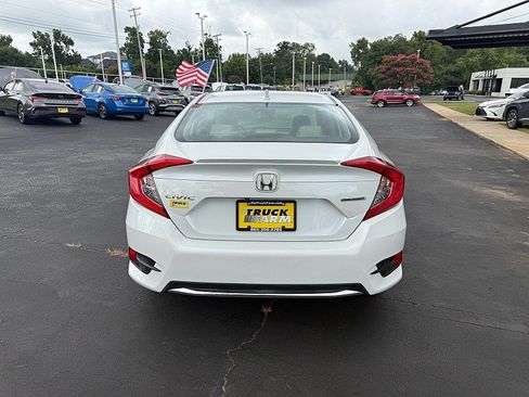 Used 2020 Honda Civic Touring image 5