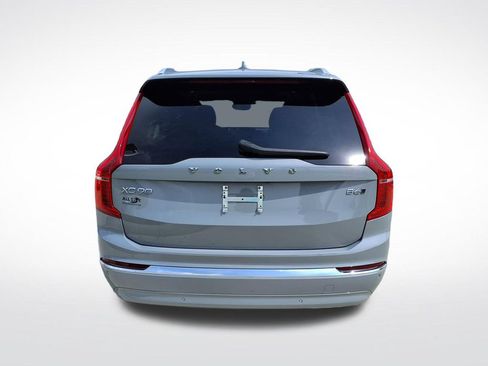 Used 2024 Volvo XC90 B6 Plus AWD/4WD image 7