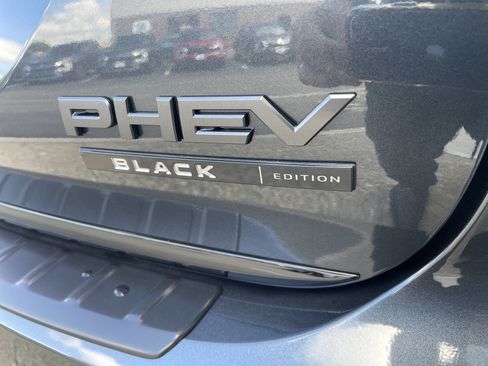 New 2026 Mitsubishi Outlander 4WD Plug-In Hybrid image 9