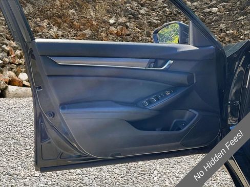 Used 2019 Honda Accord LX image 16