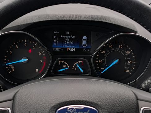 Used 2017 Ford Escape Titanium FWD image 29