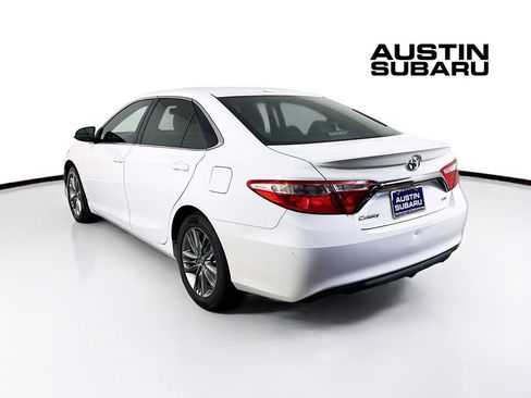 Used 2015 Toyota Camry image 5