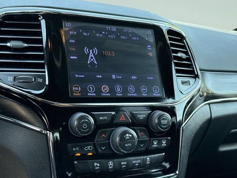Used 2019 Jeep Grand Cherokee Limited RWD image 35