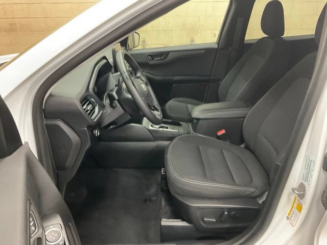 Used 2023 Ford Escape Active AWD/4WD image 8