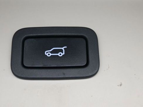 Used 2018 Land Rover Range Rover HSE image 24