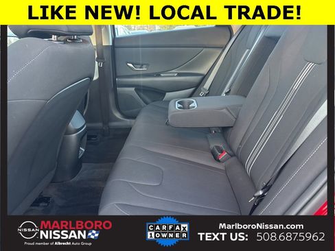 Used 2025 Hyundai Elantra SEL image 15