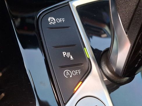 Certified 2023 BMW X4 xDrive30i w/ Premium Package image 20