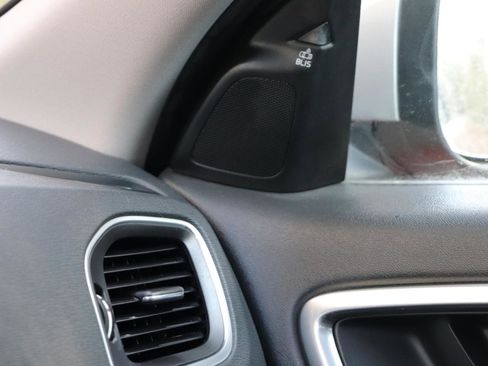 Used 2012 Volvo S60 T6 R-Design image 23