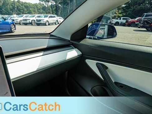 Used 2020 Tesla Model 3 Standard Range Plus RWD image 25