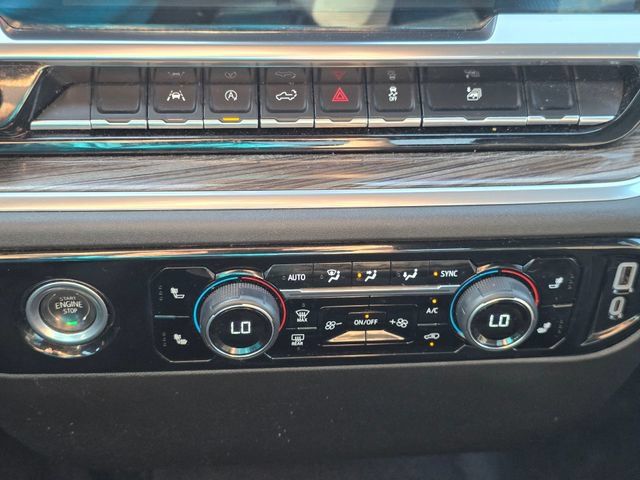 Used 2024 Chevrolet Silverado 1500 LT AWD/4WD image 25