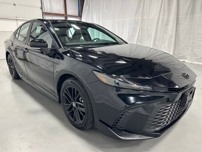 Used 2025 Toyota Camry SE