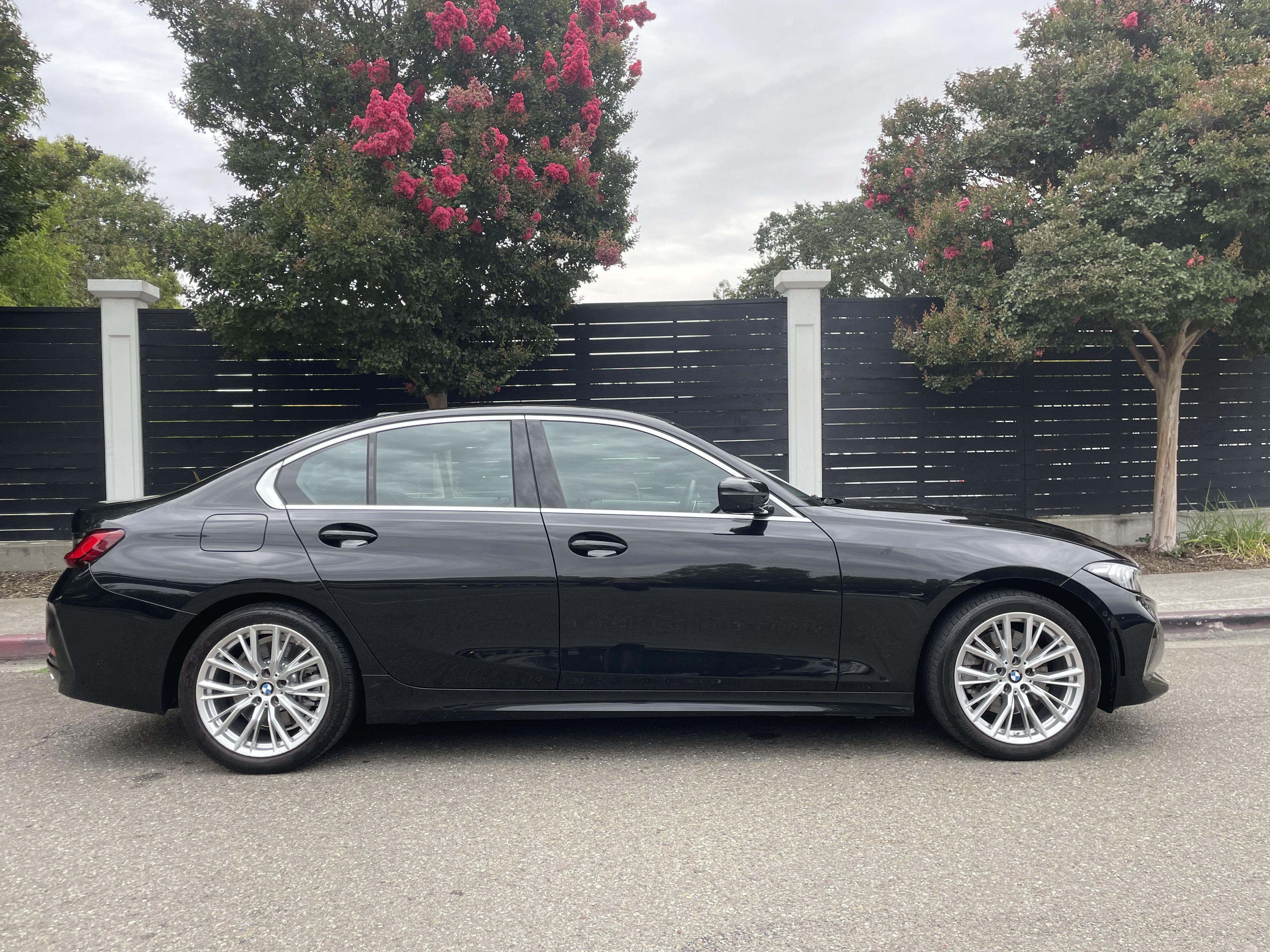 Used 2024 BMW 330i Sedan RWD image 9