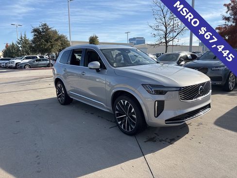 Certified 2025 Volvo XC90 B6 Plus image 3