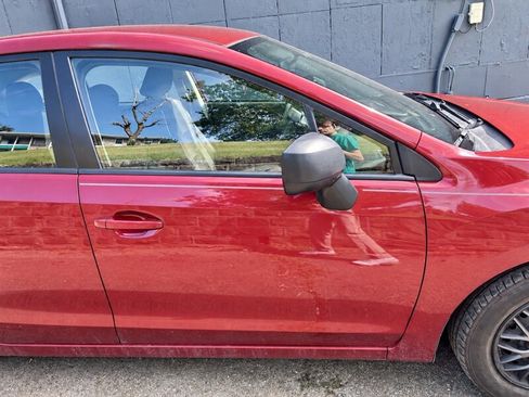 Used 2014 Subaru Impreza 2.0i AWD/4WD image 23