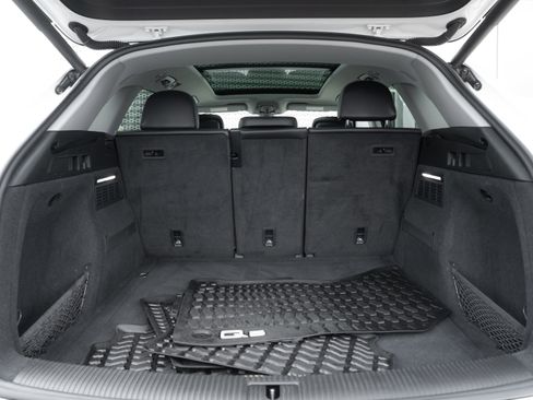 Used 2018 Audi Q5 2.0T Premium image 26