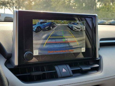 Used 2025 Toyota RAV4 XLE image 28