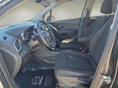 Used 2020 Chevrolet Trax LS w/ Tint and Cruise Package image 11