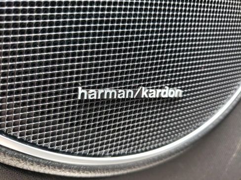 Used 2013 Mercedes-Benz C 300 4MATIC Sedan image 19