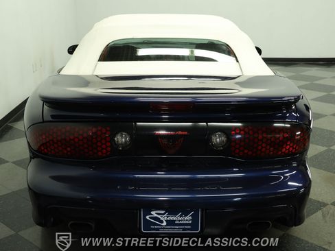 Used 2001 Pontiac Firebird Trans Am RWD image 9