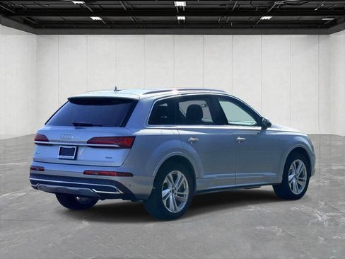 Used 2024 Audi Q7 3.0T Premium Plus AWD/4WD image 5