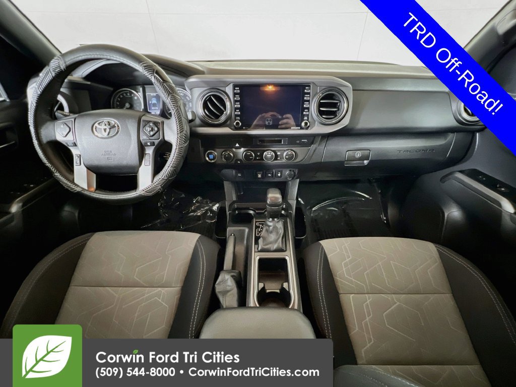 Used 2022 Toyota Tacoma TRD Off-Road AWD/4WD image 6