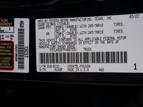Used 2023 Toyota Tundra SR5 w/ SR5 Premium Package AWD/4WD image 29