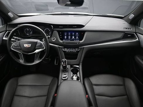 Used 2024 Cadillac XT5 Sportv w/ Technology Package AWD/4WD image 12