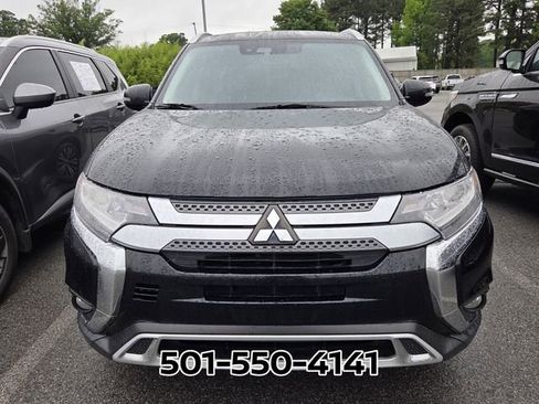 Used 2020 Mitsubishi Outlander FWD image 2