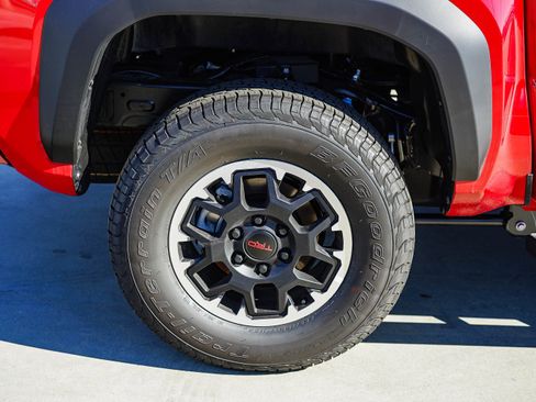 New 2025 Toyota Tacoma TRD Off-Road image 11