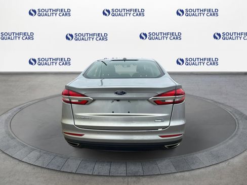 Used 2020 Ford Fusion SE AWD/4WD image 5