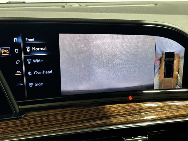 Certified 2021 Cadillac Escalade ESV Premium Luxury AWD/4WD image 24