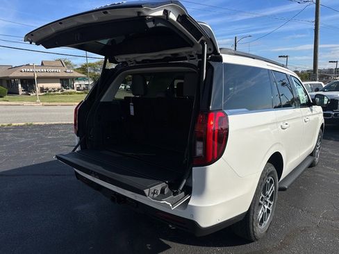 New 2025 Ford Expedition Active image 36